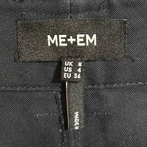 Me + Em - Navy blue wide leg cropped pants - Cargo style - Women’s size 4 - Picture 3 of 7